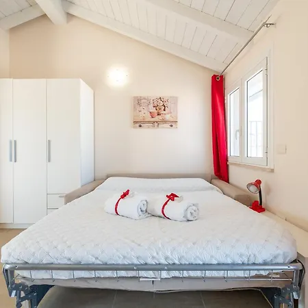 Apartment Domu Balilla Cozy Loft With A Panoramic Terrace